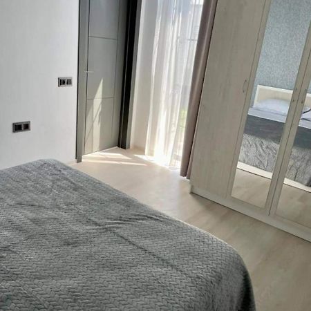Grey House Aparthotel Zovuni Εξωτερικό φωτογραφία