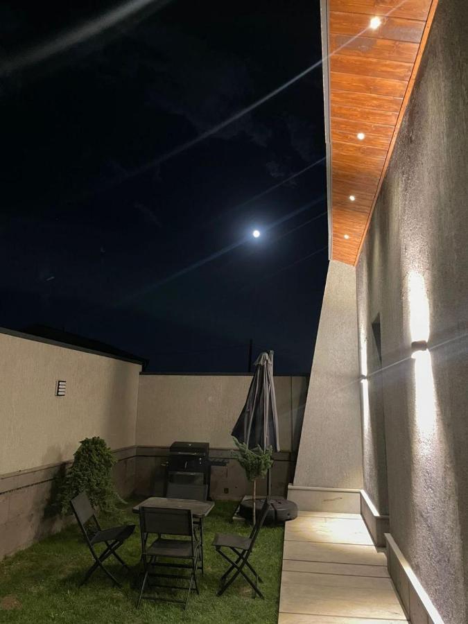 Grey House Aparthotel Zovuni Εξωτερικό φωτογραφία