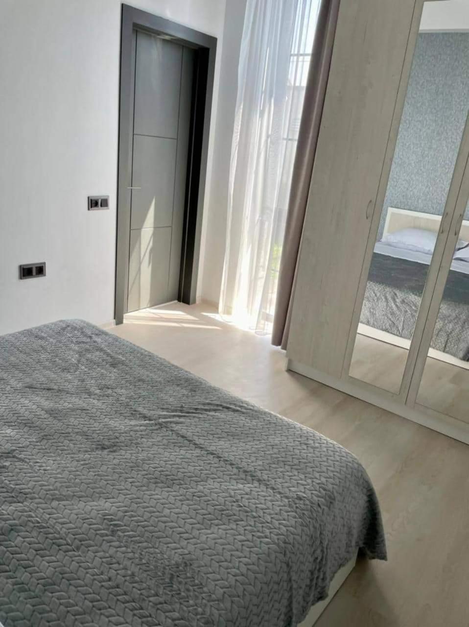 Grey House Aparthotel Zovuni Εξωτερικό φωτογραφία